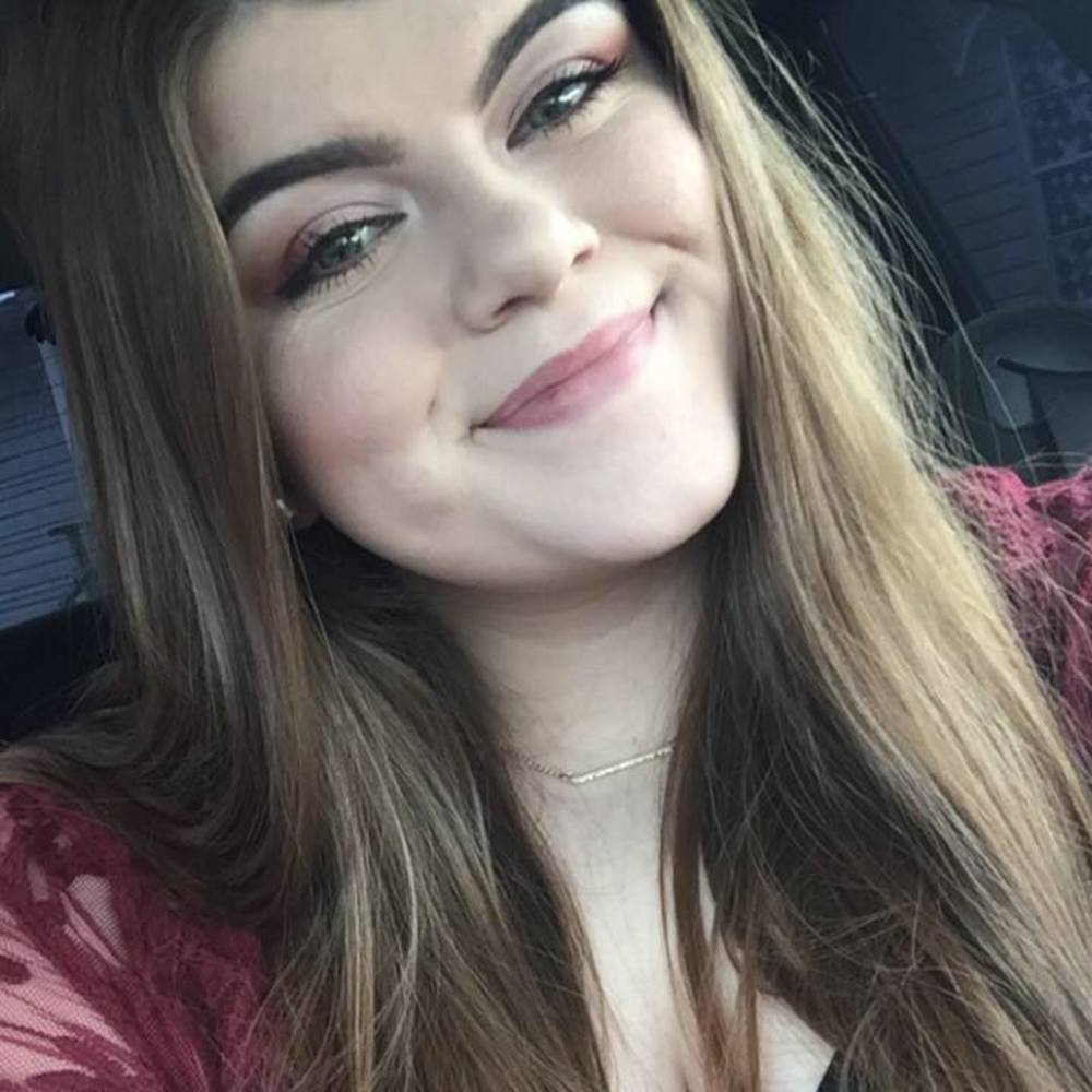 Meet your Posher, Lauren